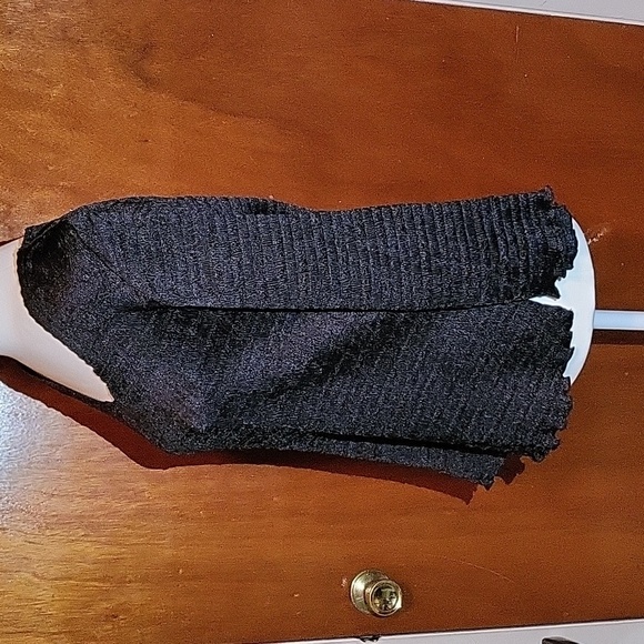 Pleats Collection Black Strecthy Blouse Womens Size Medium - Picture 2 of 8